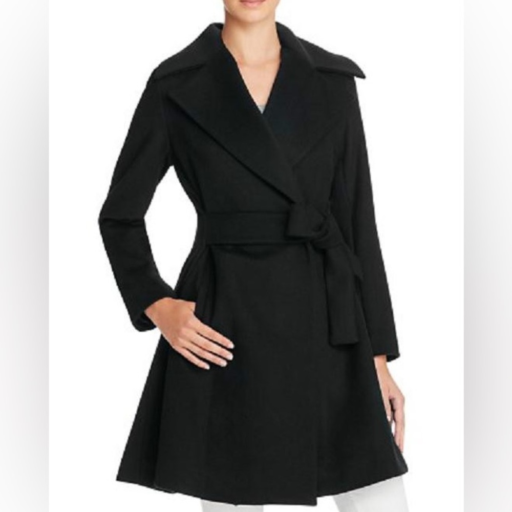 Trina Turk Black Wool Blend Violet Fit-n-flare Coat